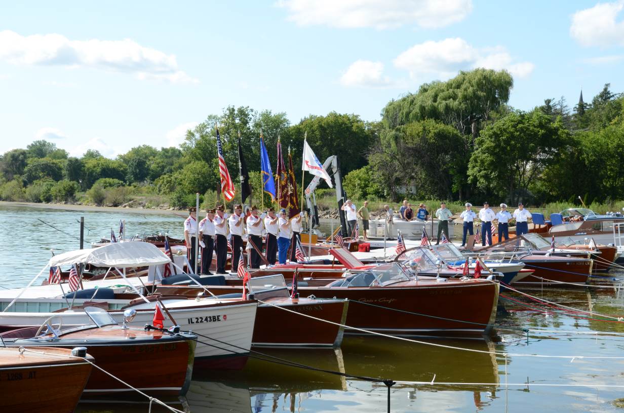 Glacier Lakes Chapter > Events > Pewaukee Boat Show